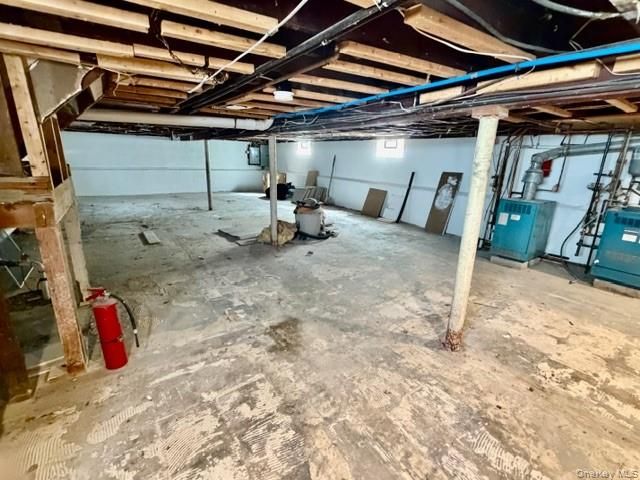 211 W walnut, Long Beach, NY 11561