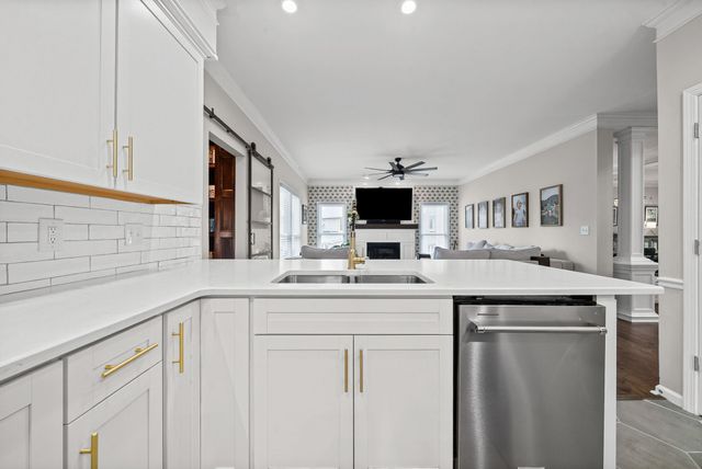 3154 Quincy Ln, Clarksville, TN 37043