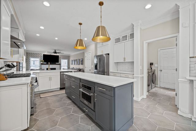 3154 Quincy Ln, Clarksville, TN 37043