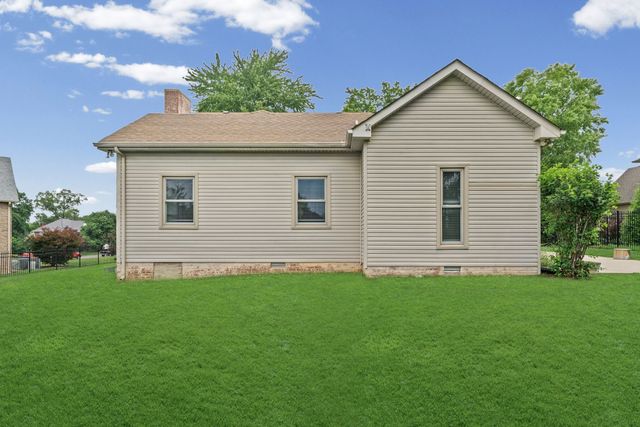 3154 Quincy Ln, Clarksville, TN 37043