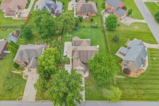3154 Quincy Ln, Clarksville, TN 37043