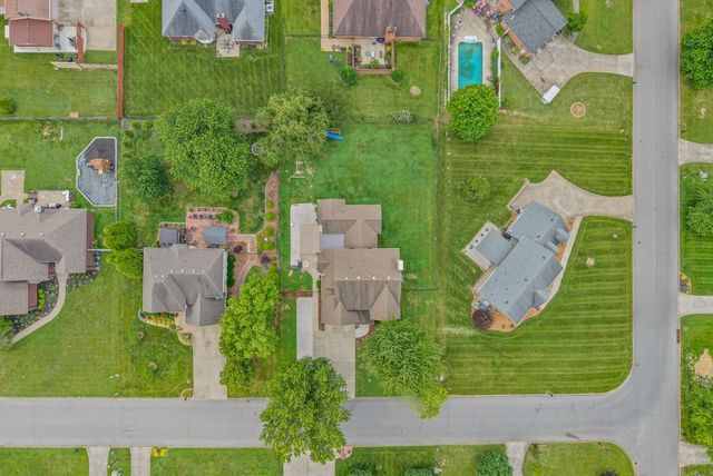 3154 Quincy Ln, Clarksville, TN 37043