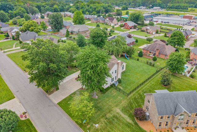 3154 Quincy Ln, Clarksville, TN 37043