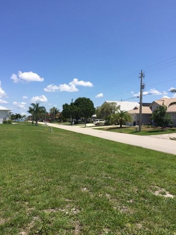 85 COLONY POINT DRIVE, Punta Gorda, FL 33950