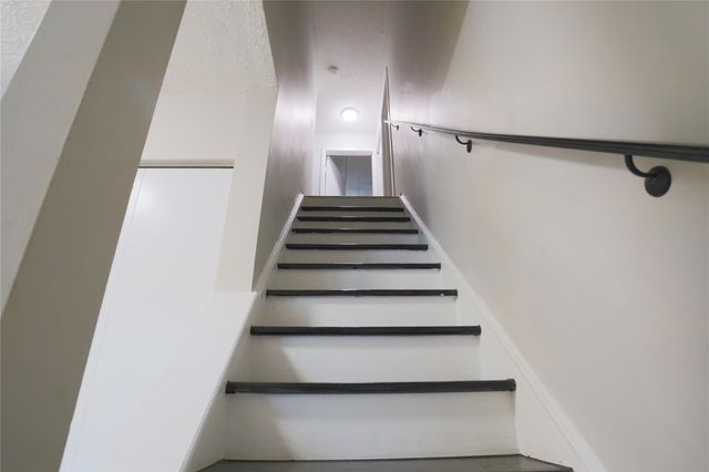 2707 S S Millbend Drive, Spring, TX 77380