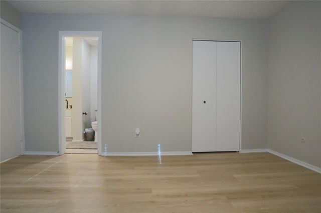 2707 S S Millbend Drive, Spring, TX 77380