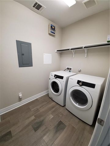 5516 Traviston CT, Austin, TX 78738