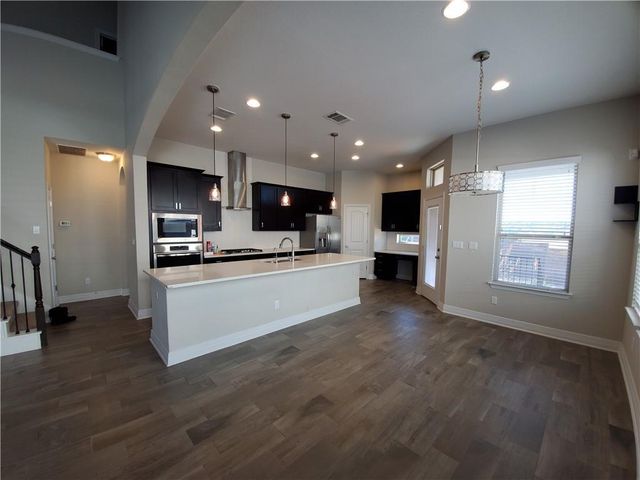 5516 Traviston CT, Austin, TX 78738