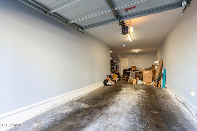 2257 E HUNTINGTON Drive, Phoenix, AZ 85040