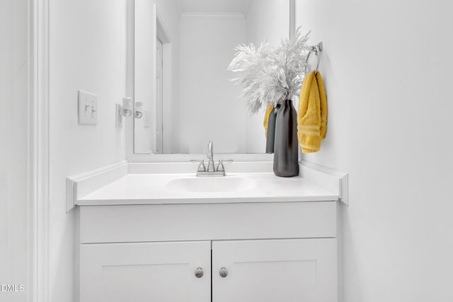 2641 Hamlet Green Drive, Raleigh, NC 27614