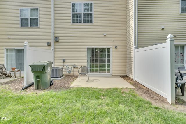 2641 Hamlet Green Drive, Raleigh, NC 27614