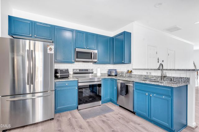 2641 Hamlet Green Drive, Raleigh, NC 27614