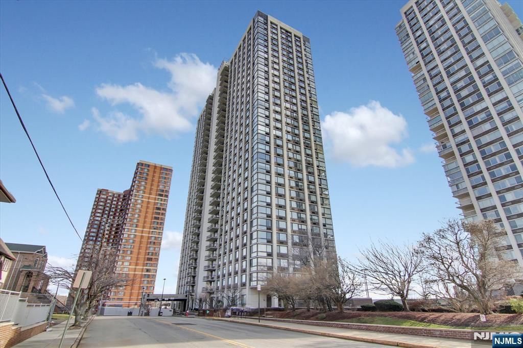 200 Old Palisade PH4/5, Fort Lee, NJ 07024