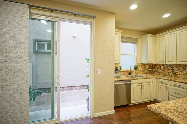 2364 Wharton Ln, Roseville, CA 95747