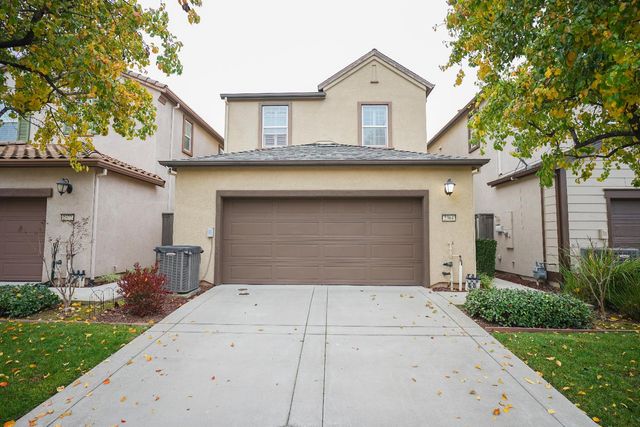 2364 Wharton Ln, Roseville, CA 95747