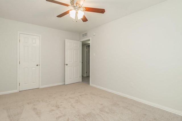 600 19th Street 7, Galveston, TX 77550