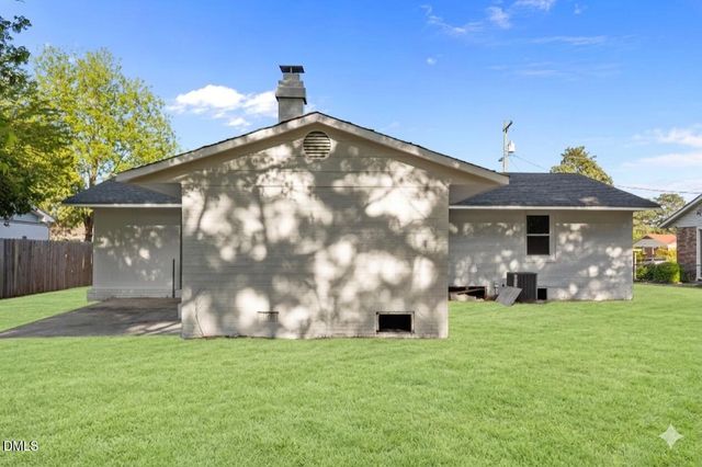 7361 Hyannis Drive, Fayetteville, NC 28304