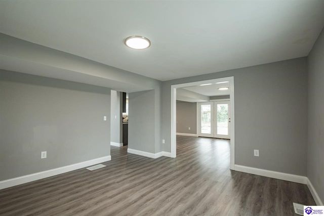 311 Church Street, Vine Grove, KY 40175