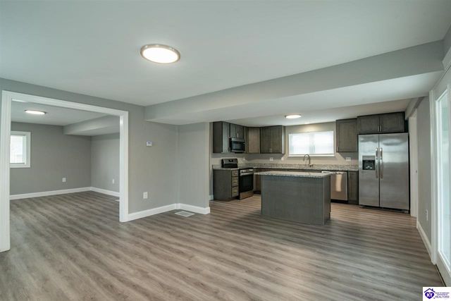 311 Church Street, Vine Grove, KY 40175