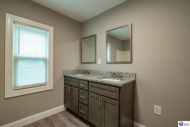 311 Church Street, Vine Grove, KY 40175