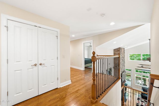 412 Shade Tree Way, Johnson City, TN 37604