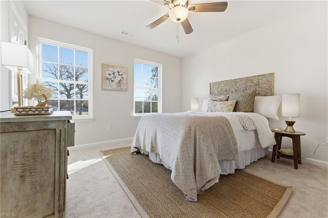 893 Railroad AVE, Chesapeake, VA 23324