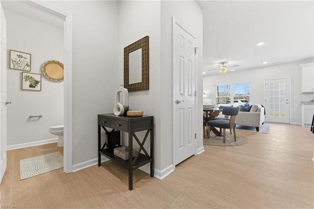 893 Railroad AVE, Chesapeake, VA 23324