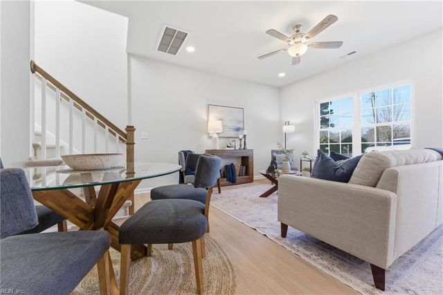 893 Railroad AVE, Chesapeake, VA 23324