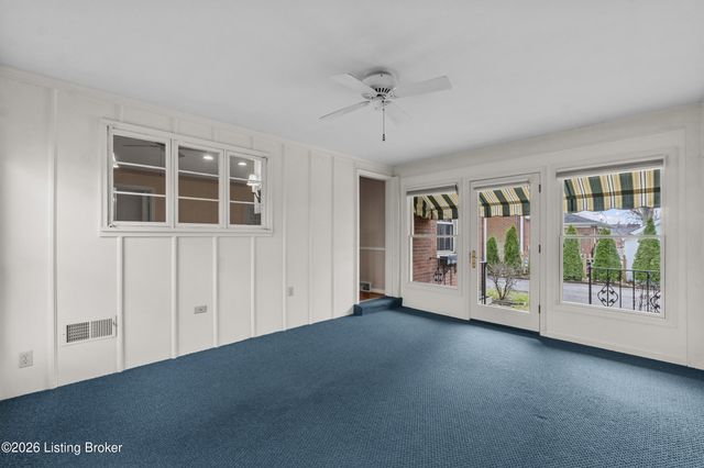 7011 Dartmoor Dr, Louisville, KY 40222