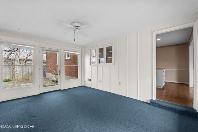 7011 Dartmoor Dr, Louisville, KY 40222