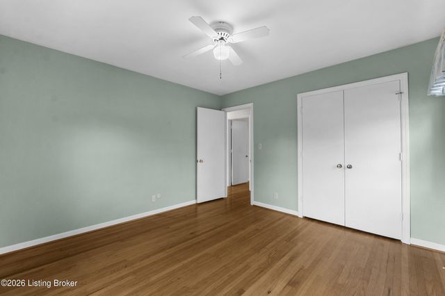 7011 Dartmoor Dr, Louisville, KY 40222