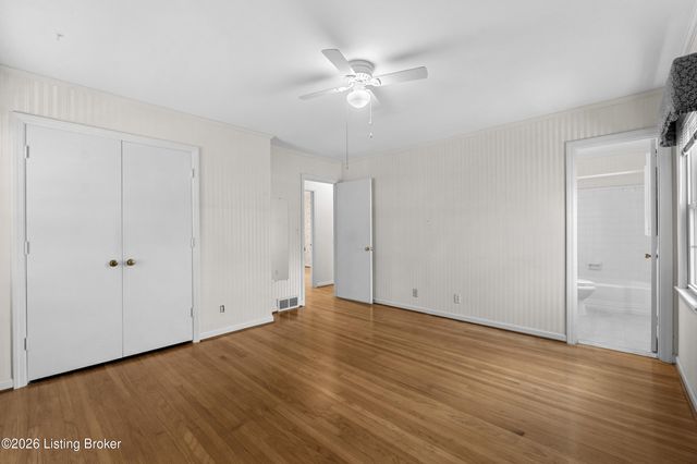 7011 Dartmoor Dr, Louisville, KY 40222