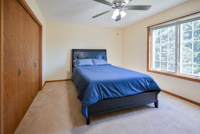 12892 Essex Way, Apple Valley, MN 55124