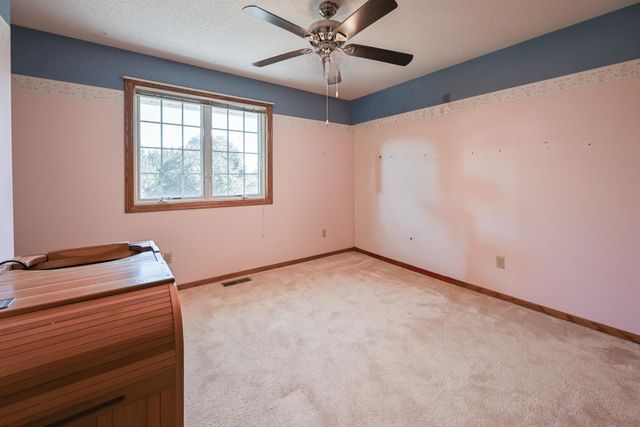 12892 Essex Way, Apple Valley, MN 55124