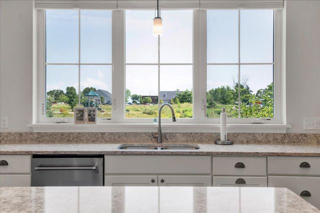 266 Rye Circle, South Burlington, VT 05403