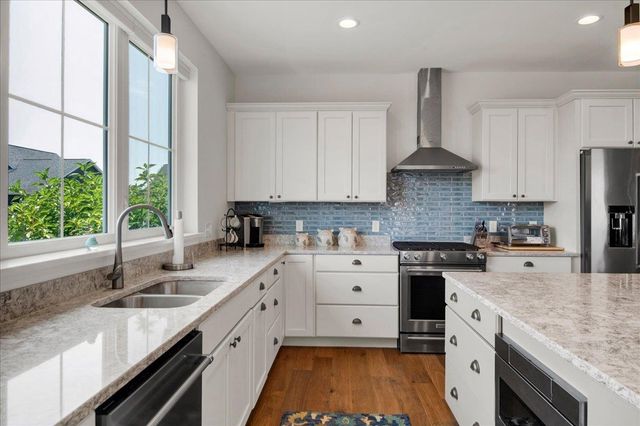 266 Rye Circle, South Burlington, VT 05403