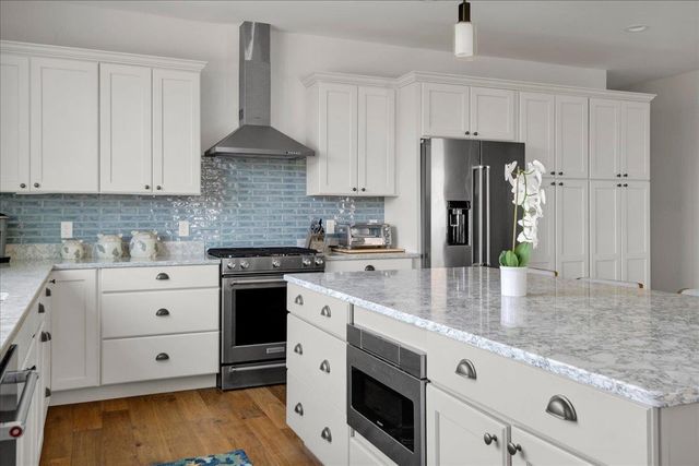 266 Rye Circle, South Burlington, VT 05403