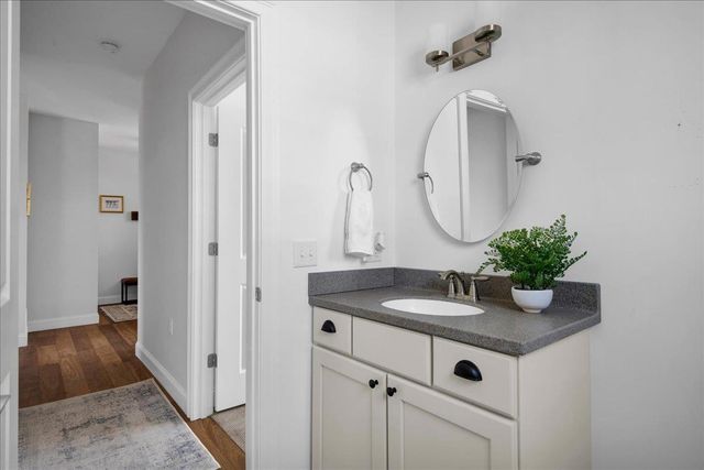 266 Rye Circle, South Burlington, VT 05403
