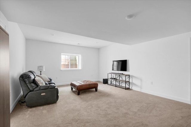 266 Rye Circle, South Burlington, VT 05403