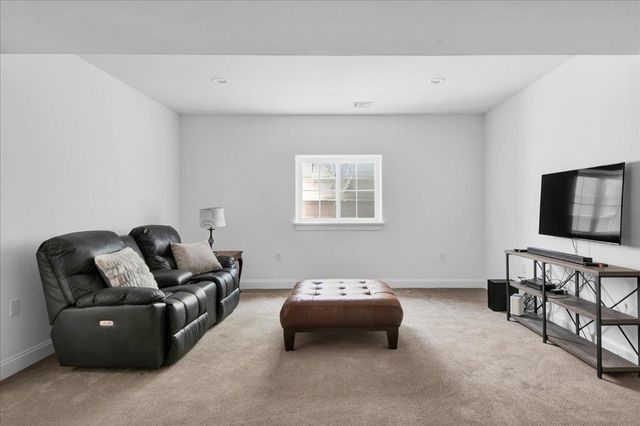 266 Rye Circle, South Burlington, VT 05403