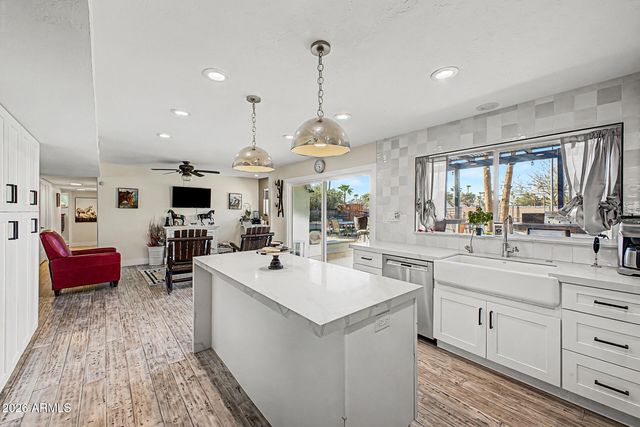 7014 E SWEETWATER Avenue, Scottsdale, AZ 85254