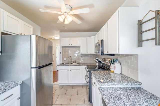 2 Park Drive W, Circle Pines, MN 55014