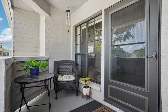 8727 BARDMOOR PLACE 204, Seminole, FL 33777