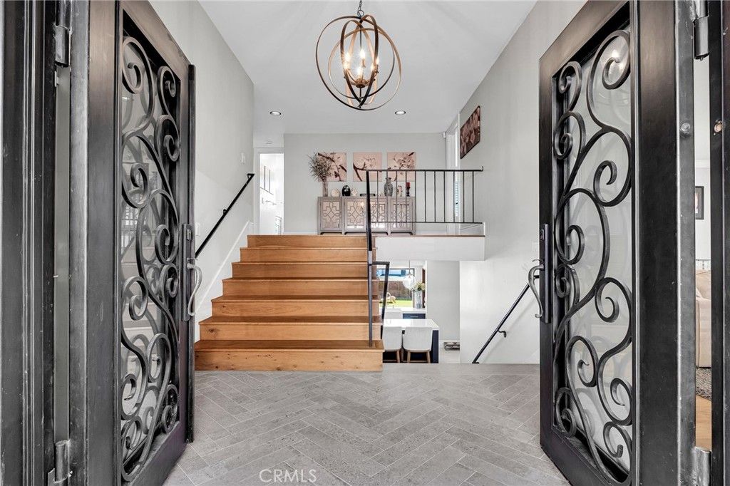 2227 Amirante, San Pedro, CA 90732 — photo 2