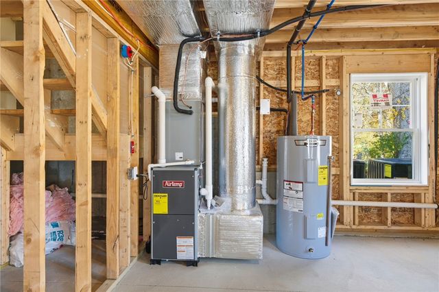 94 Ashaway Road, Westerly, RI 02891