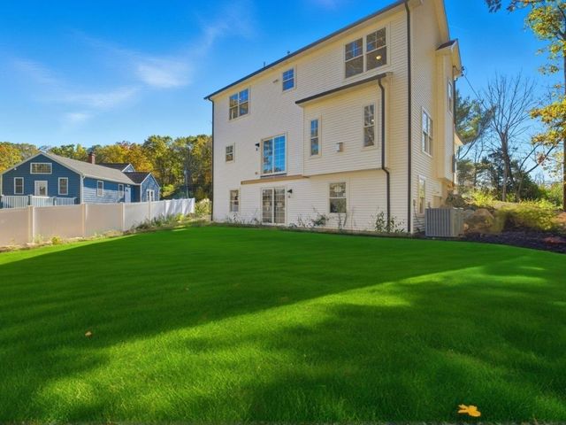 94 Ashaway Road, Westerly, RI 02891