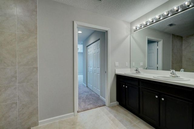 1513 SW Swift Avenue, Port St. Lucie, FL 34953