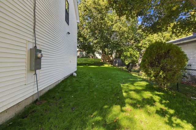 223 Jenckes, Woonsocket, RI 02895