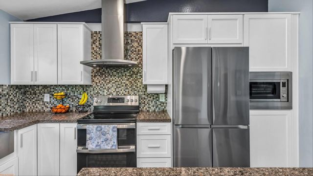 77340 Florida Avenue, Palm Desert, CA 92211