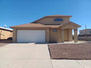 2300 HONEY DEW Drive, El Paso, TX 79938